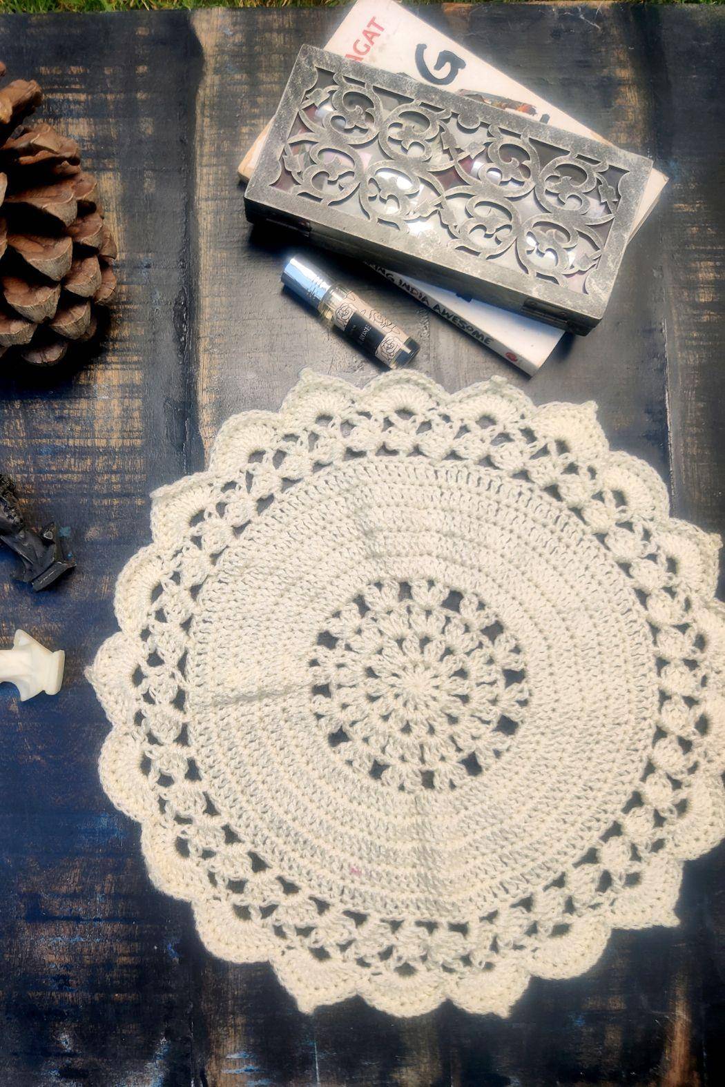 Sass Obsessed Off White Crochet Table Mat